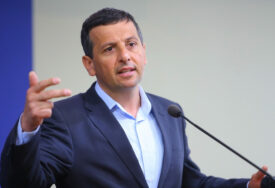 (VIDEO) “Spreman da trguje sa Srpskom, samo da ga niko ne dira” Vukanović tvrdi da je Dodik tražio od Plenkovića da mu “KUPI VRIJEME”