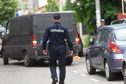 VUKLA JE I DAVILA Žena (26) se posvađala sa sinom, pa napala svekrvu, a na djevera nasrnula nožem