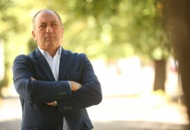 (FOTO) “Ljudi pod stare dane često podjetinje” Crnadak smatra da je VRIJEME da Nikola Špirića “ide kući”