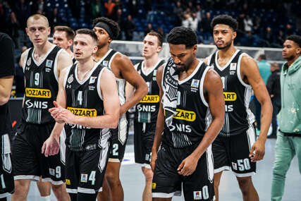 (VIDEO) BRUTALNO IZGLEDAJU Partizan predstavio specijalne dresove za Kup u Nišu