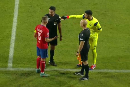 (VIDEO, FOTO) PREKID U BANJALUCI Fudbaleri Egnatije napustili teren zbog povika sa tribina