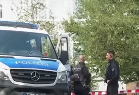 POLICIJA NA NOGAMA Dječak (11) izboden u osnovnoj školi nožem, nastala prava panika