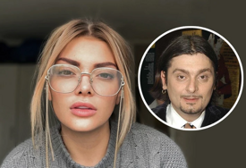 (FOTO) "Kakva si domaćica" Pjevačica POZIRALA U TANGAMA na krevetu, a jedan detalj iza nje svi komentarišu