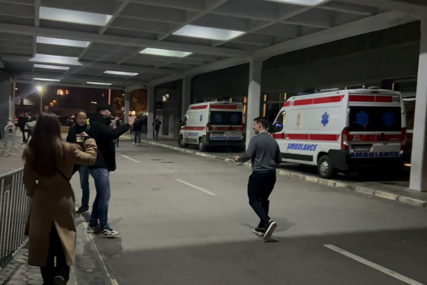 (FOTO) KONCERT TANJE SAVIĆ Pjevačicin 11 godina mlađi dečko stigao u Arenu, opasno se skockao