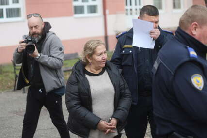 (VIDEO, FOTO) Osumnjičena za TRGOVINU DJECOM sprovedena u Tužilaštvo: Sumnja se da je u kući strave čuvala 31 dijete, do sada UHAPŠENO 8 OSOBA