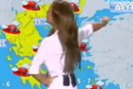(VIDEO, FOTO) RUŠI SVA PRAVILA Voditeljka prognoze plijeni harizmom i ljepotom, niko se nije zaustavio na jednom gledanju