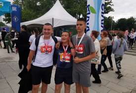 (FOTO) Mali šampioni Banjaluke: Školarci TRČALI Intersport School Run